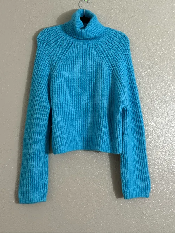 HYFVE Small Turquoise Blue Cropped Turtleneck Sweater Chunky Ribbed Knit Fall - Image 6