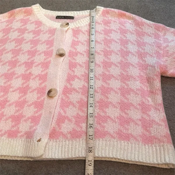 Pink Houndstooth Long Sleeve Cropped Cardigan Sweater - Image 6