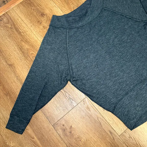 We The Free People Charcoal Gray Oversized Knit Top Sweater Womens M relaxed - Image 2