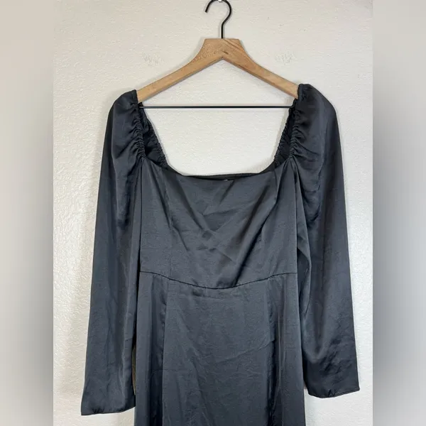 Aritzia Wilfred Bridgerton Satin Black long Sleeve Midi Dress size 8 $168 - Image 5