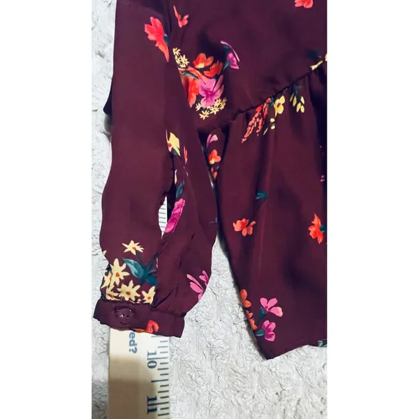 Old Navy Burgundy Floral V-Neck Peplum Blouse‎ Long Sleeve Top - Image 13