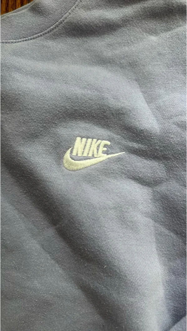 Nike purple crewneck  - Image 3