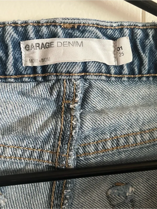 Garage Light Blue Distressed Boyfriend Jeans - Size 1, Waist 25) - Image 6