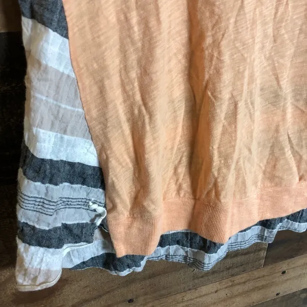 Anthropologie little yellow button‎ top - Image 3