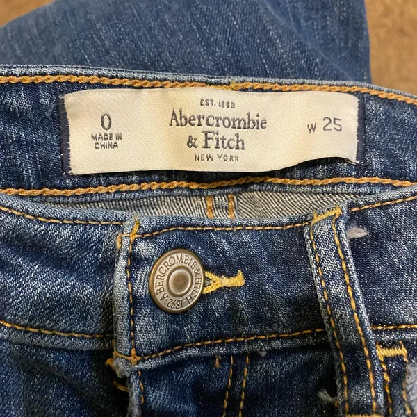 Abercrombie & Fitch Distressed Womens jeans size 0 / W25 - Image 15