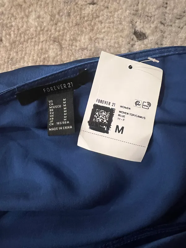 Forever 21 NWT Royal Blue Top - Image 3