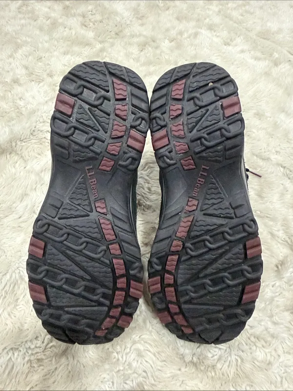 L.L. Bean TEK 2.5 women's hiking boots Size 8 Wide in black and gray with red - Image 5