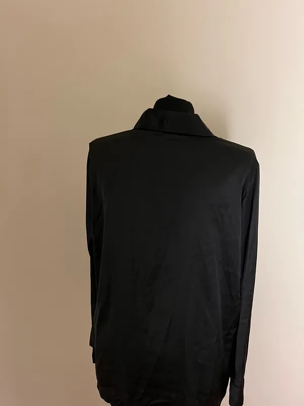 Classic Black Satin Button - Image 4