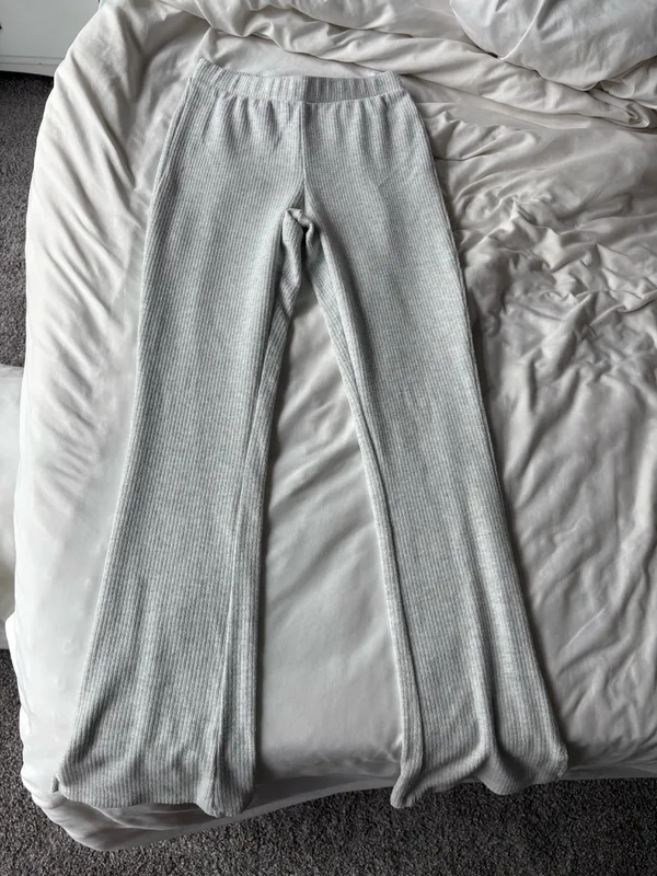 Old Navy Lounge Pants - Image 3