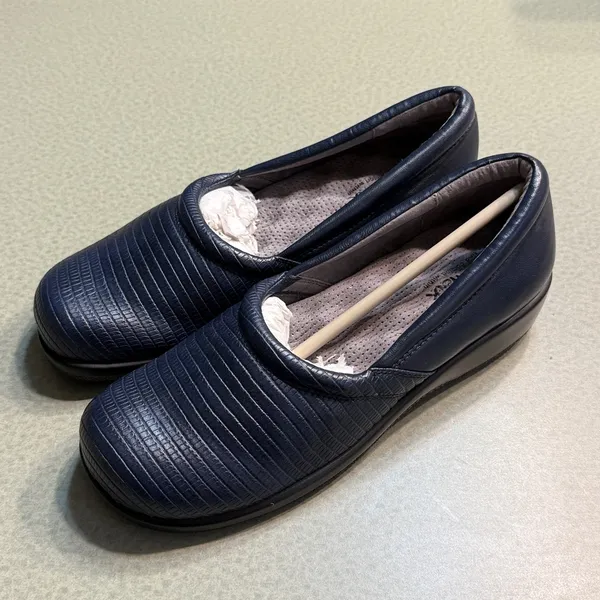 Softwalk Adora Navy Leather Slip On Comfort Clog Shoe with‎ snake embossing B42 - Image 8