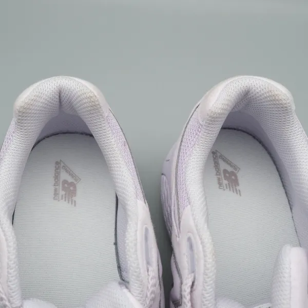 New Balance 2002R Sneakers Women Lavender Suede Youth 6.5 Wms 8 G20025YU - Image 10