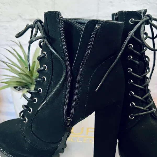 Faux Suede Boots Black Size 6.5 - Image 9