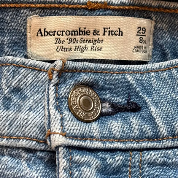 Abercrombie & Fitch the '90s Straight Ultra High Rise Jeans - size 29/8XL - Image 2