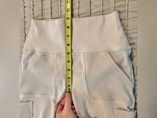 ALO Yoga High Waist Cargo Leggings Bone Ivory Cream White Extra Small XS Workout - Image 8