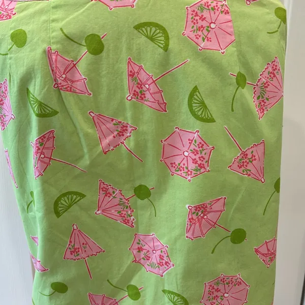 Lilly Pulitzer fully lined pink and green umbrella print pencil skirt - Image 4