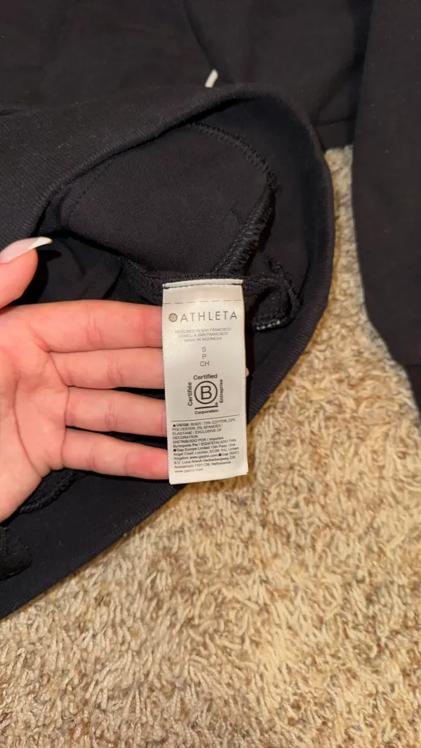 Athleta cropped quarter zip  - Image 5