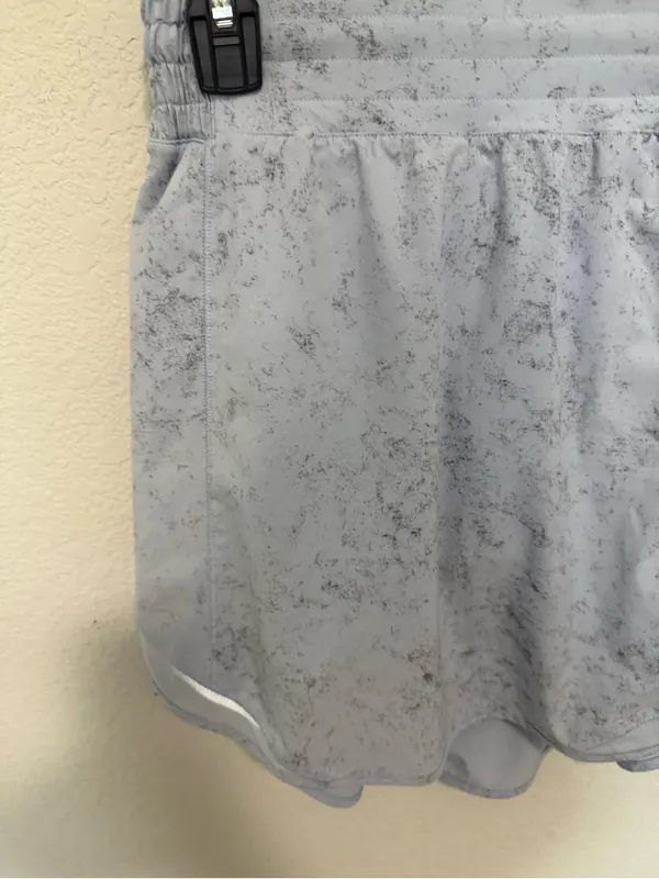 Lululemon Hotty Hot High-Rise Skirt *Long Gravel Dust Pastel Blue Multi Size 2 - Image 5