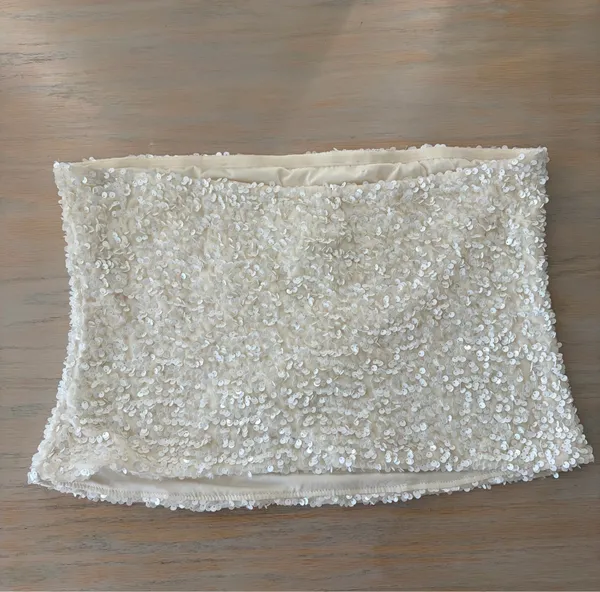 H&M White Sequin Mini Skirt/Top - Image 4