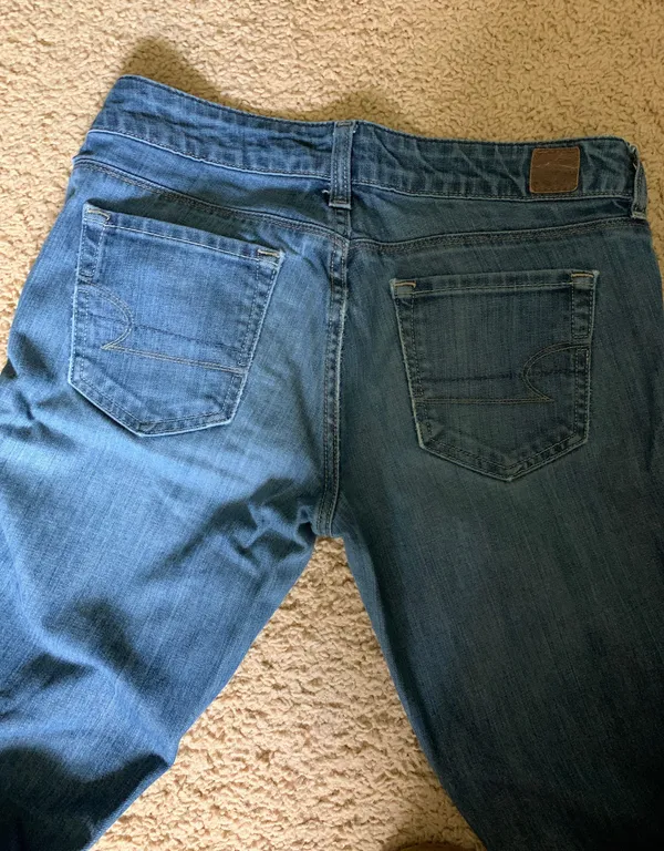 American Eagle Straight Leg Jeans - Image 4