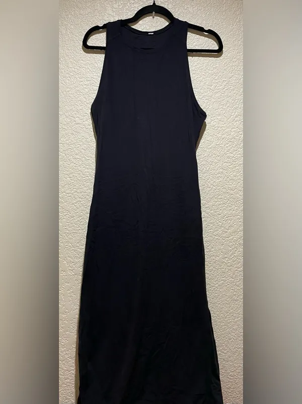 Lululemon Maxi Classic Sleeveless Black dress side slits Racerback size 6? - Image 2