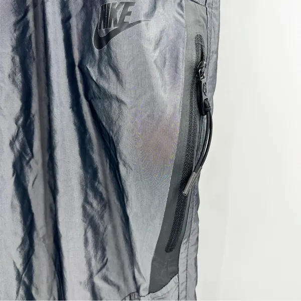 Nike Woven T2 Training Joggers Women M Gray Mesh Lined Tapered Track Pants - Image 3