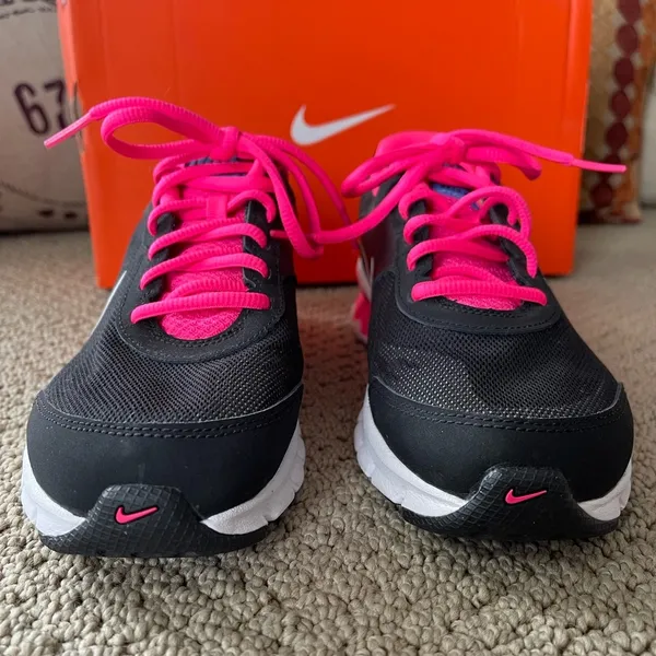 Women's Reax 9 Running Shoes 653612-001 Black/Pink - Image 6