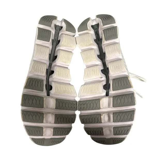 ON Cloudswift Women's Sneakers in White/Gray, Size 8.5 - Image 8