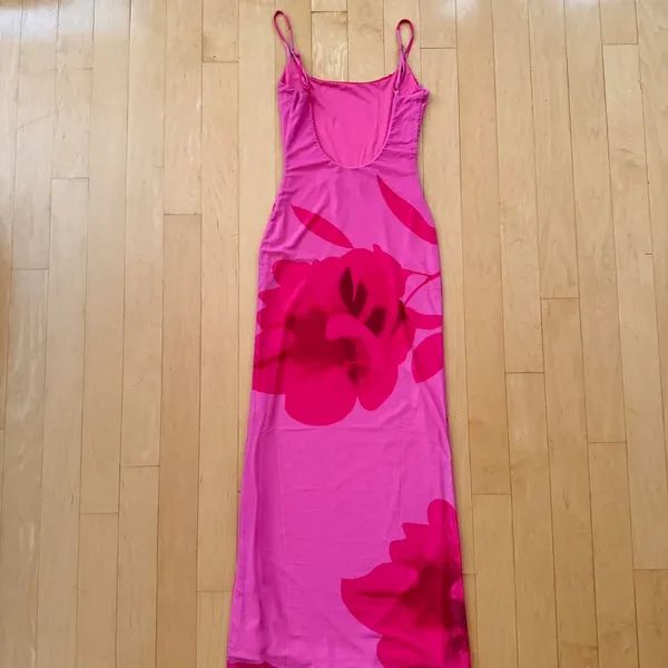 Princess Polly Knox hot pink floral maxi dress with low back detail - Image 3