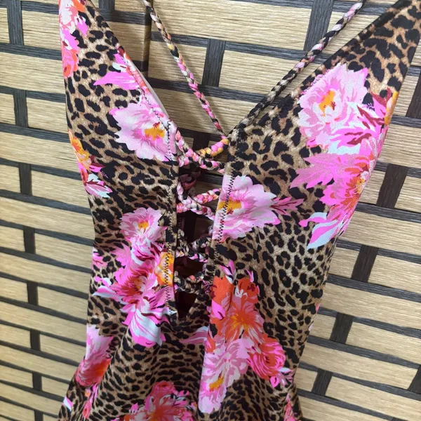 Victoria’s Secret‎ Leopard Floral Lace Up One Piece Swimsuit Size Medium - Image 2