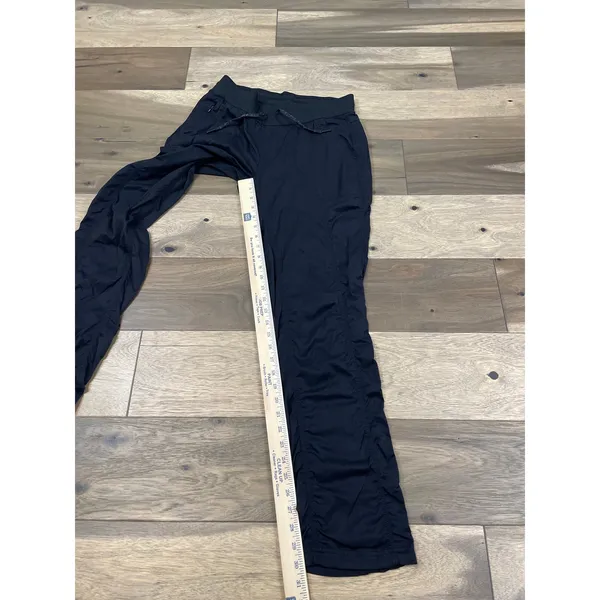 The North Face Ruched Joggers Size M Black Activewear Pants With Pockets - Image 6