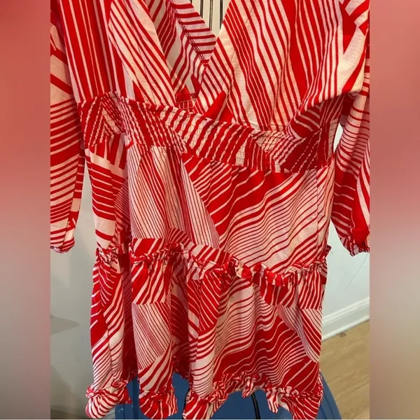 NWT Neiman Marcus Red White Abstract Stripe V-Neck Mini Dress | Size L - Image 14