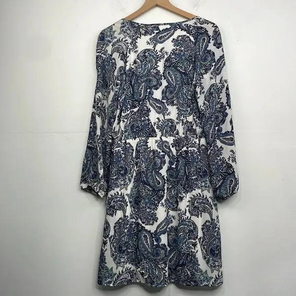 DR2 by Daniel Rainn Blue White Paisley Shift Dress Tassel Tie Neck Split MEDIUM - Image 2