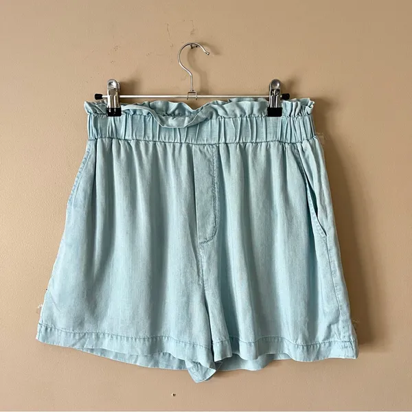 JANE + DELANCEY | Light Blue Chambray Paperbag Shorts Sz S - Image 2