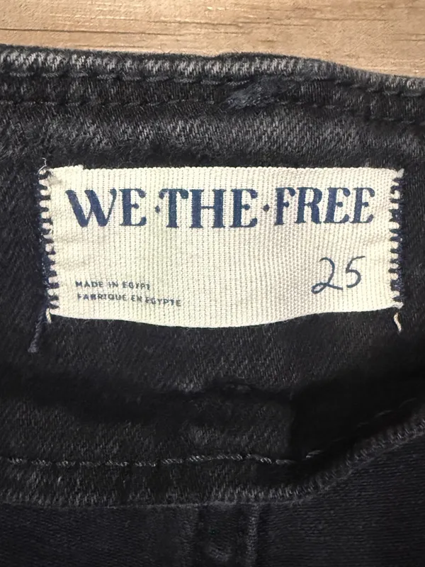 We The Free Level Up Slit Slim Flare Jeans Black Raw Hem Size 25 - Image 5