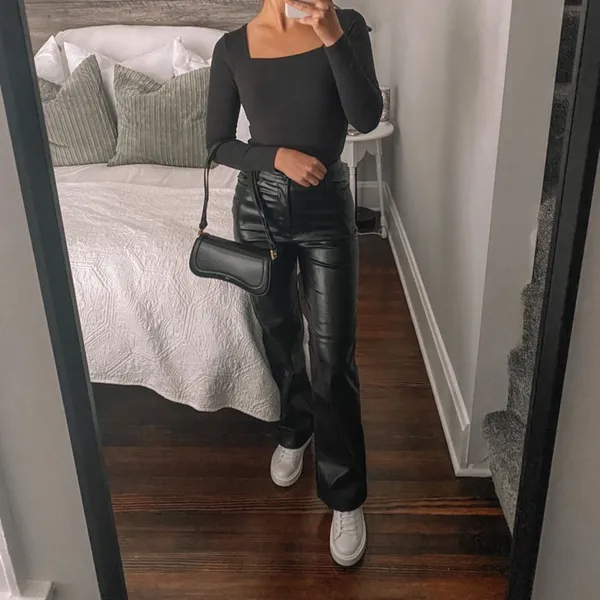 Abercrombie | '90s Straight Ultra High Rise Curve Love Faux Leather Pants - Image 2