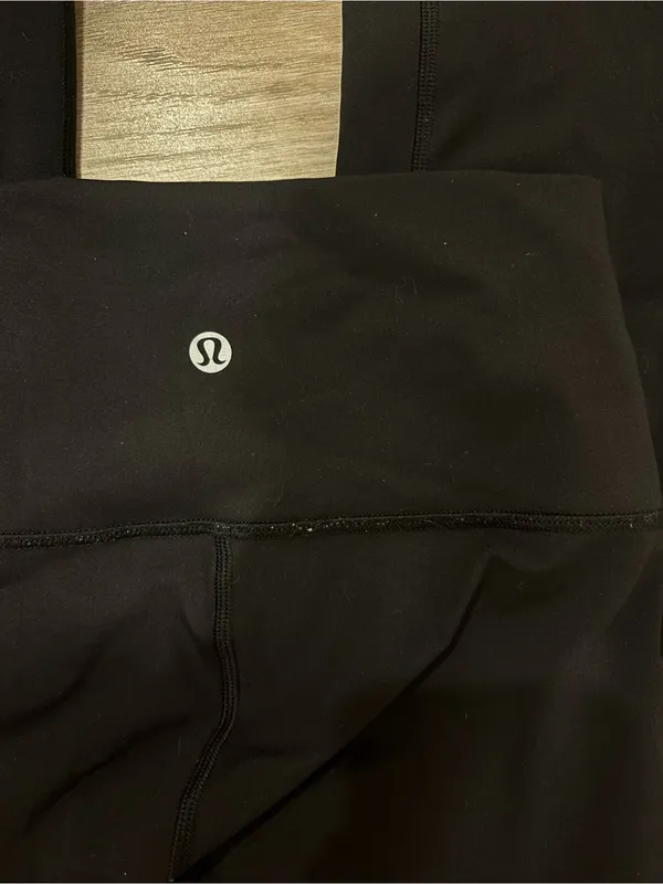 Lululemon Black Women’s Active Leggings - Image 4