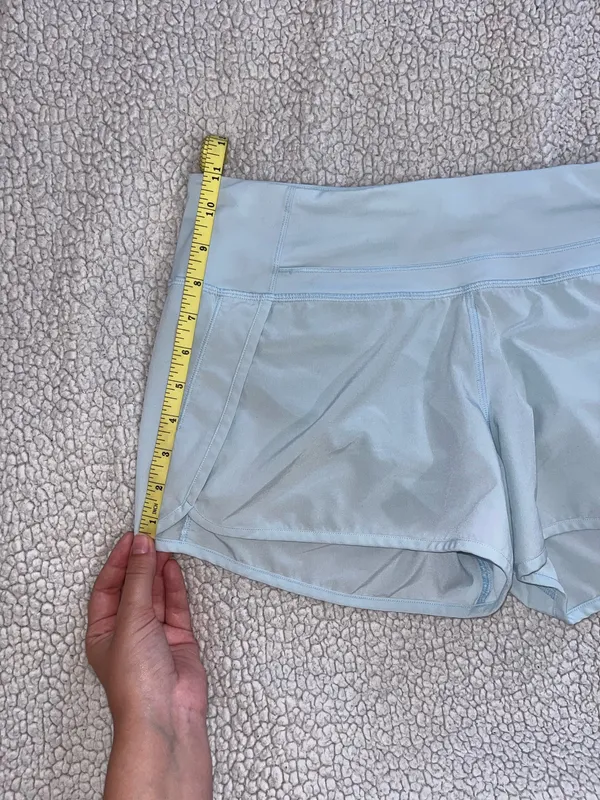 Lululemon Run Times Shorts 4" - Image 9