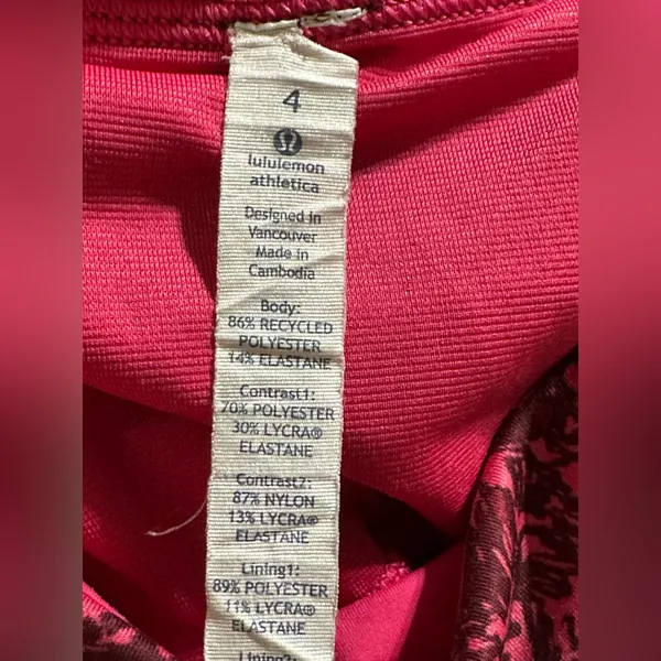 Lululemon Run Times Shorts Bordeaux Drama and Bon Bon Mountain Peaks size 4 - Image 9