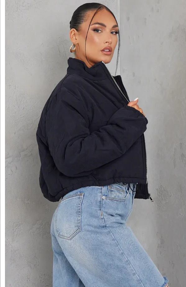 Pretty Little Thing NWT- Black Super Cropped peach Skin Puffer size medium - Image 3