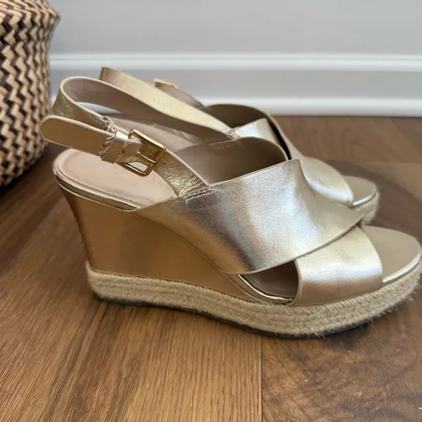 H by Halston Gold Leather Stella Slingback Wedge Sandal 7 - Image 2