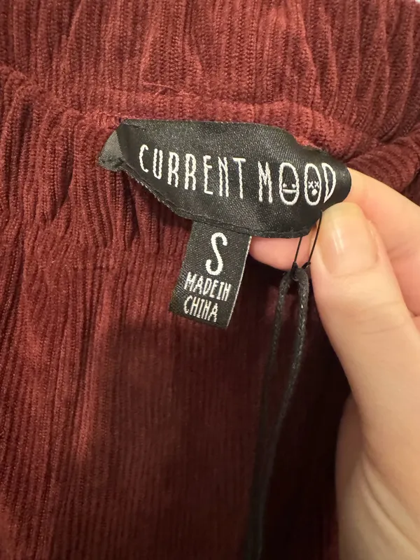 Current Mood Burgundy flared pants - Image 2
