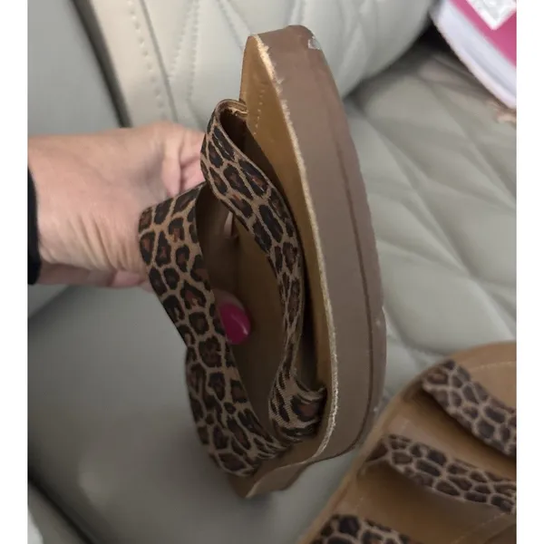 Steve Madden Pascale Leopard Print Flat Sandals Size 8.5 - Image 6