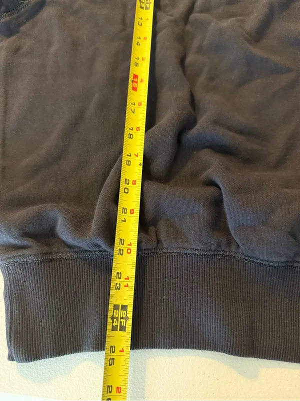 NWT Billabong SO TYPICAL KENDAL CREW Sweatshirt black womens Long Sleeve Large - Image 5