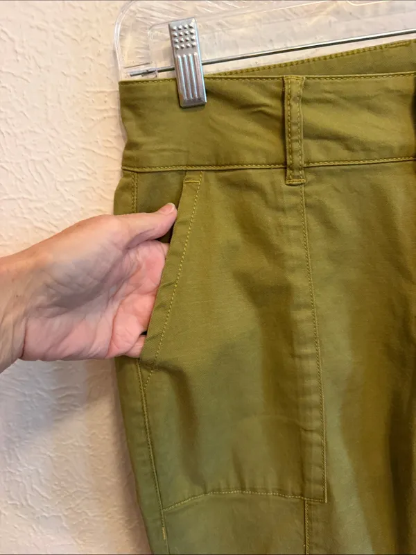 🌴🌴🌴BOGOHO🌴🌴🌴Cabi Olive Green Women’s Casual Utility Pants-4 - Image 5