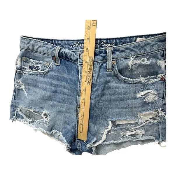 American Eagle Denim Shorts Women Size 8 Blue Distressed Button Fly Y2K Cutoff - Image 10