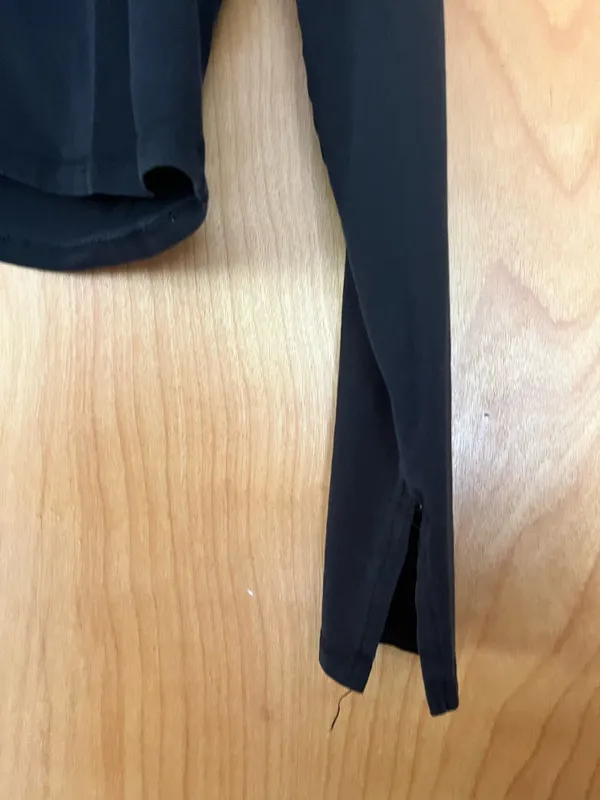 H&M Divided Black Crop Long Sleeve Top - Image 2