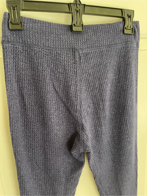 aerie Women's Navy Ribbed Thermal Leggings Size Medium activewear base layer - Image 6