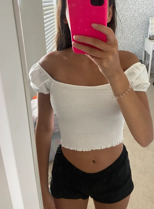 NWT White Puff Sleeve Top Size XS - Image 2