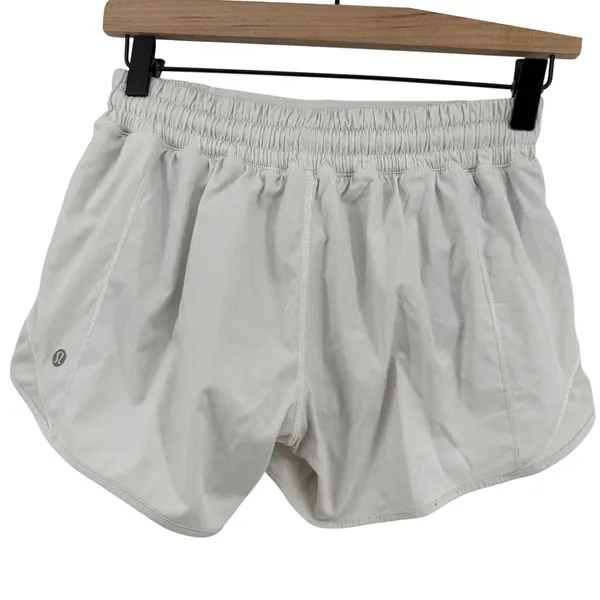 Lululemon Hotty Hot Short Long 4" White‎ Women 6 Lined Run Activewear W7ATJT - Image 3