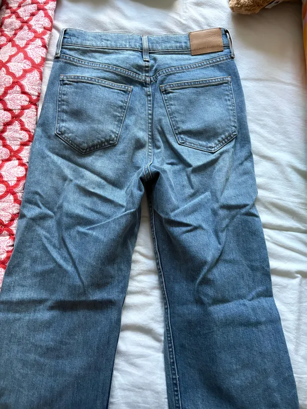 Aritzia Jeans - Image 3